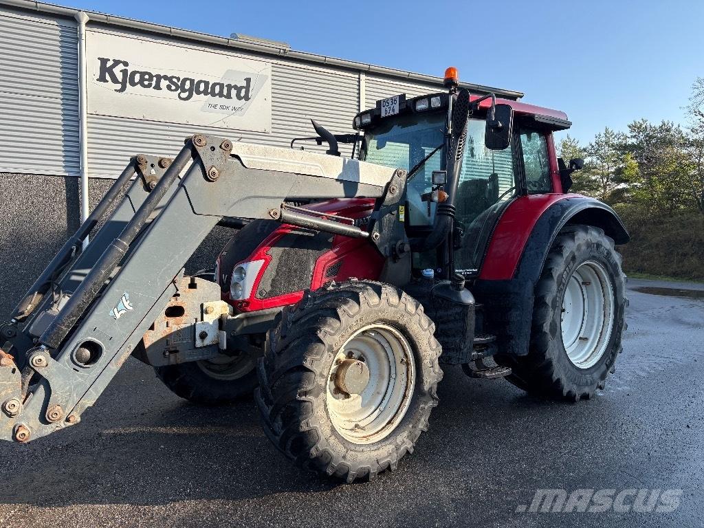 Valtra N 143 トラクター