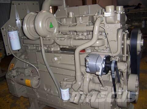 Cummins KTA19-P700 エンジン