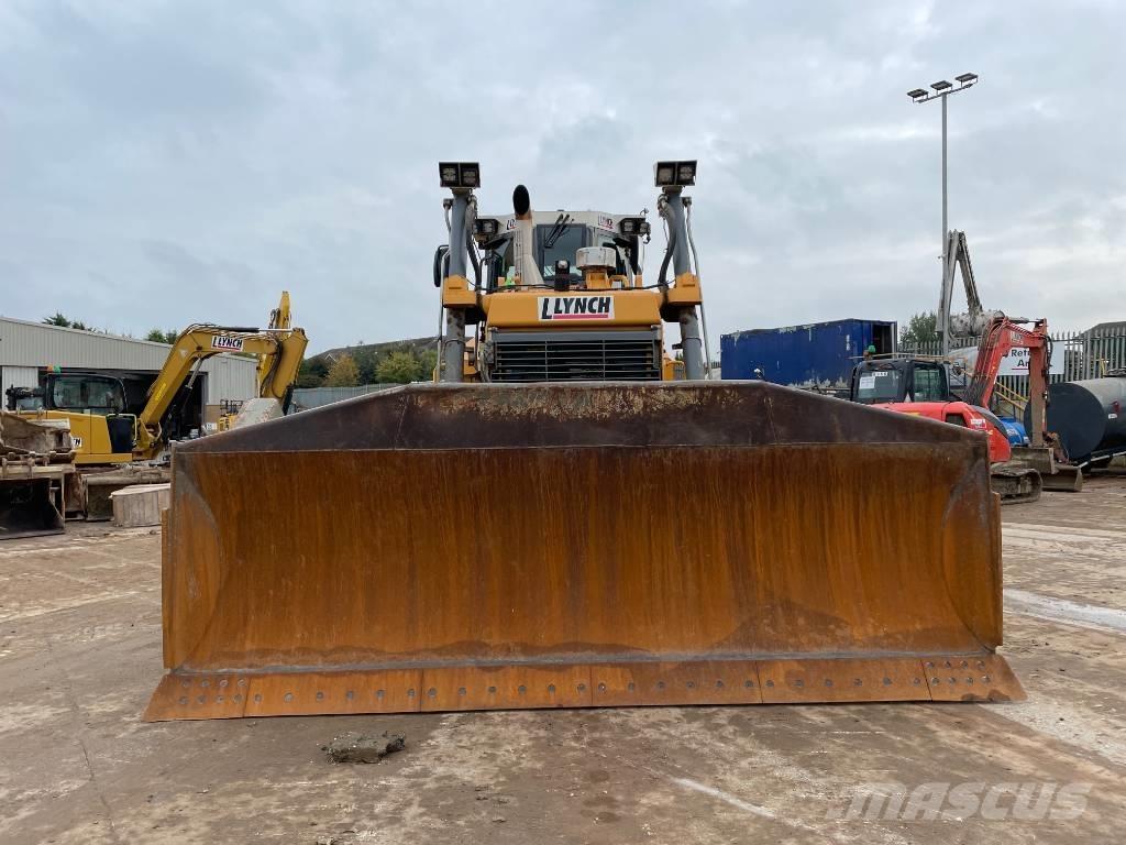 Liebherr PR 746 ブルドーザー