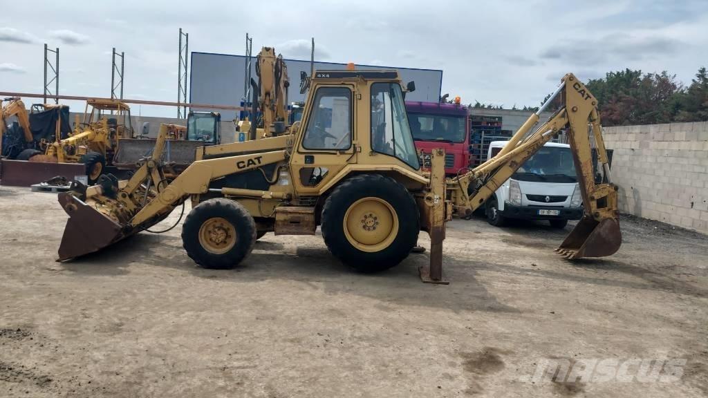 CAT 428 B 4x4 バックホーローダー