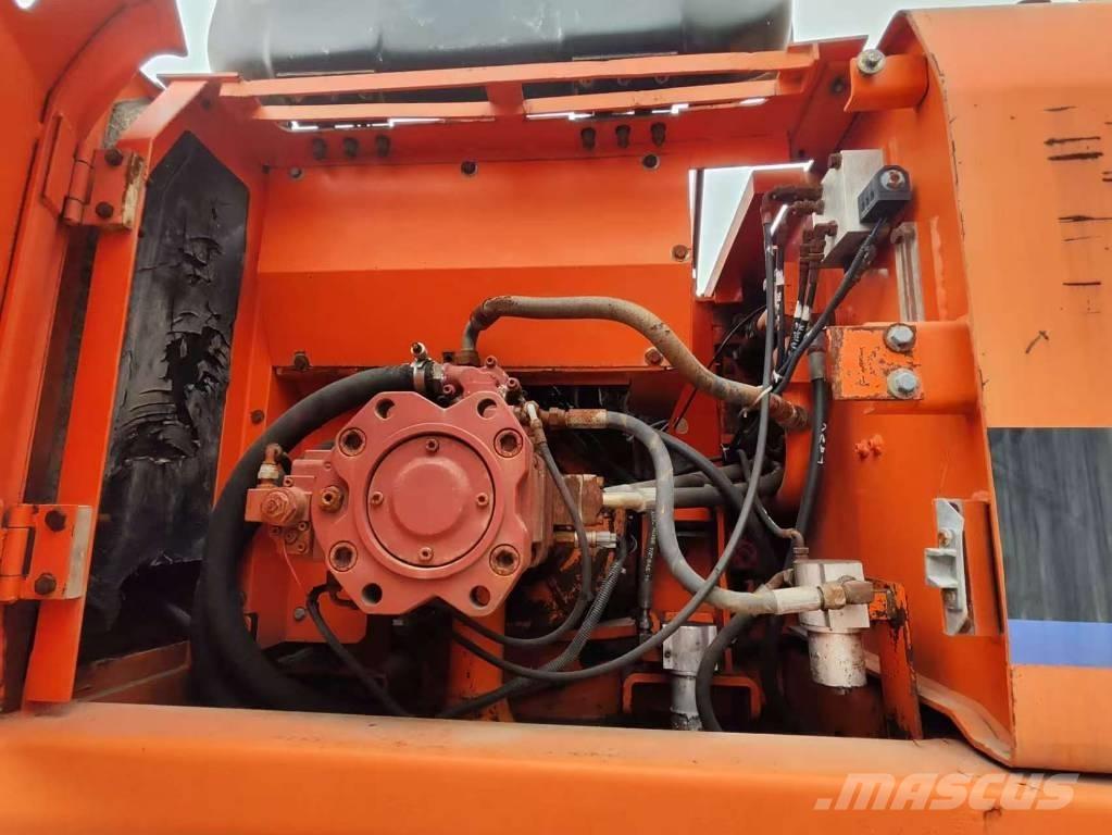 Doosan DH 210 W-7 ホイール式油圧ショベル（パワーショベル・ユンボ・バックホー）