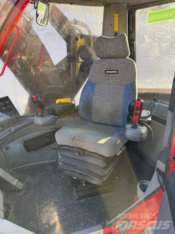 Komatsu 931 XC ハーベスター