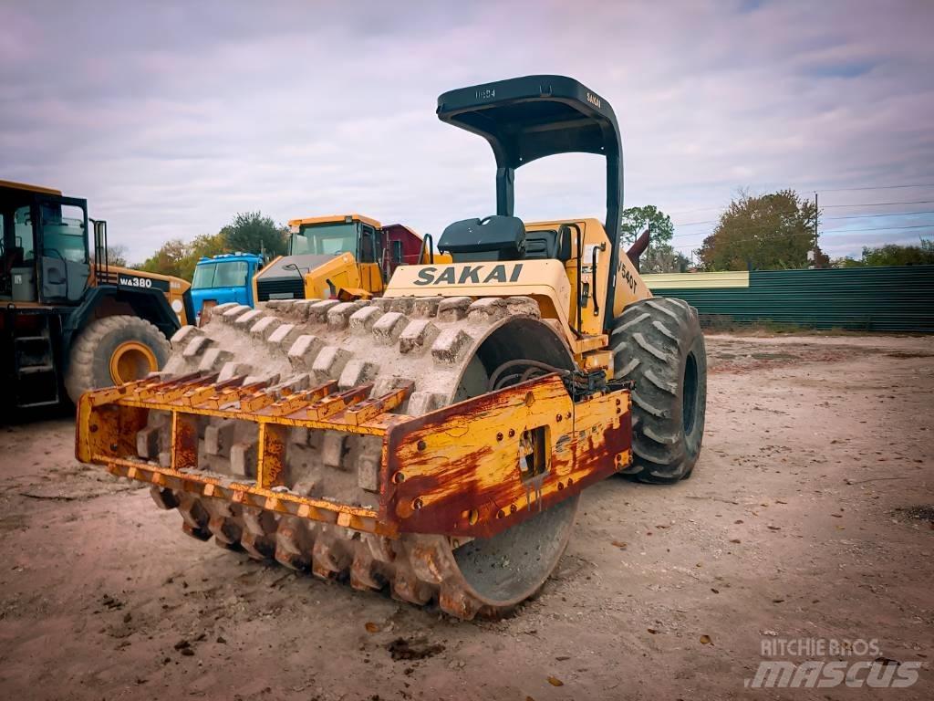 Sakai SV 540 T 振動ローラ