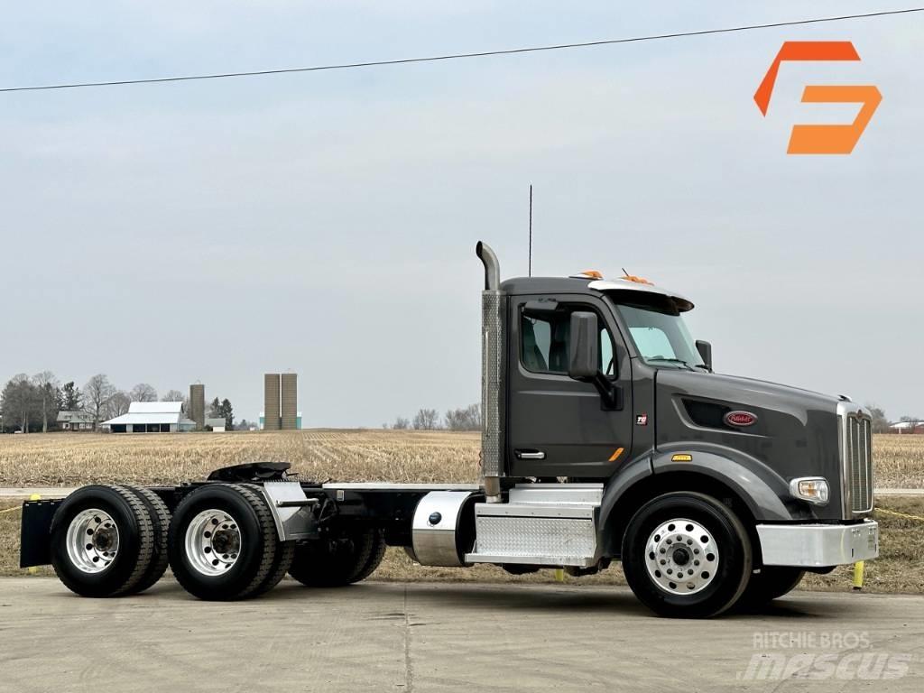 Peterbilt 567 中古トラクターヘッド | トレーラーヘッド