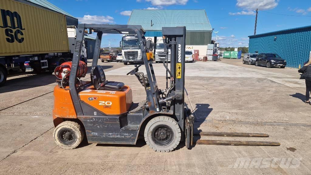 Doosan G 20 G LPGフォークリフト