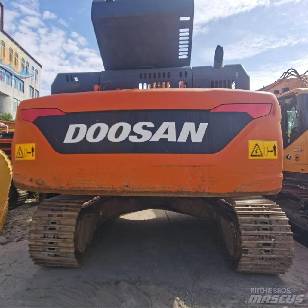 Doosan DX 300 LC 大型油圧ショベル12t以上（パワーショベル・ユンボ）
