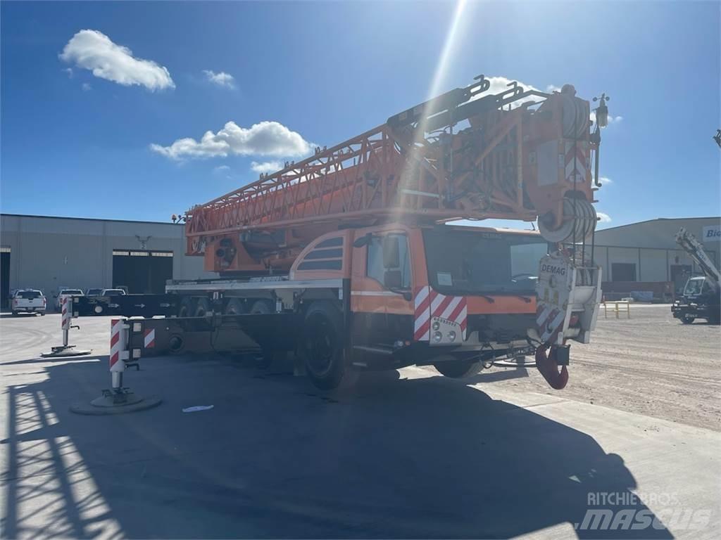 Demag AC 250-5 オールテレーンクレーン