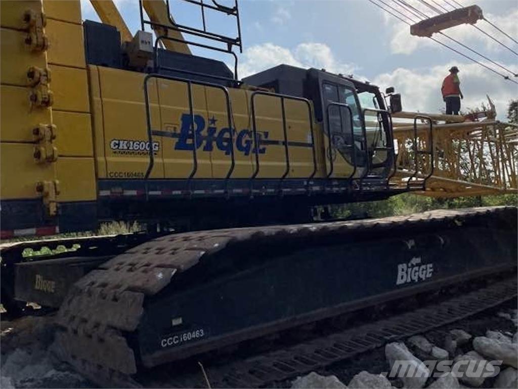 Kobelco CK1600G クローラクレーン