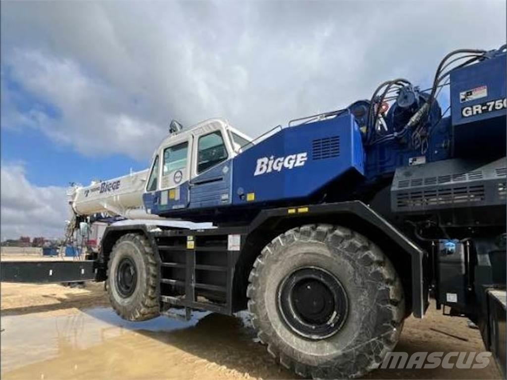 Tadano GR-750XL ラフテレーンクレーン
