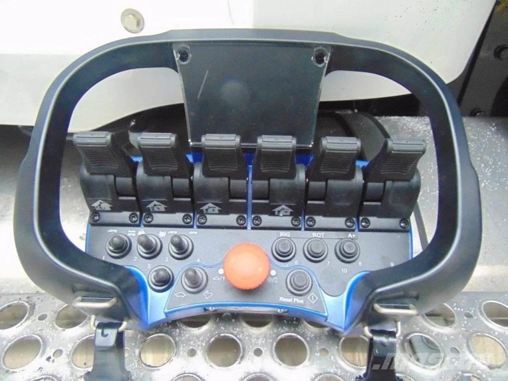 BIK FC-67 クレーントラック、ユニック車