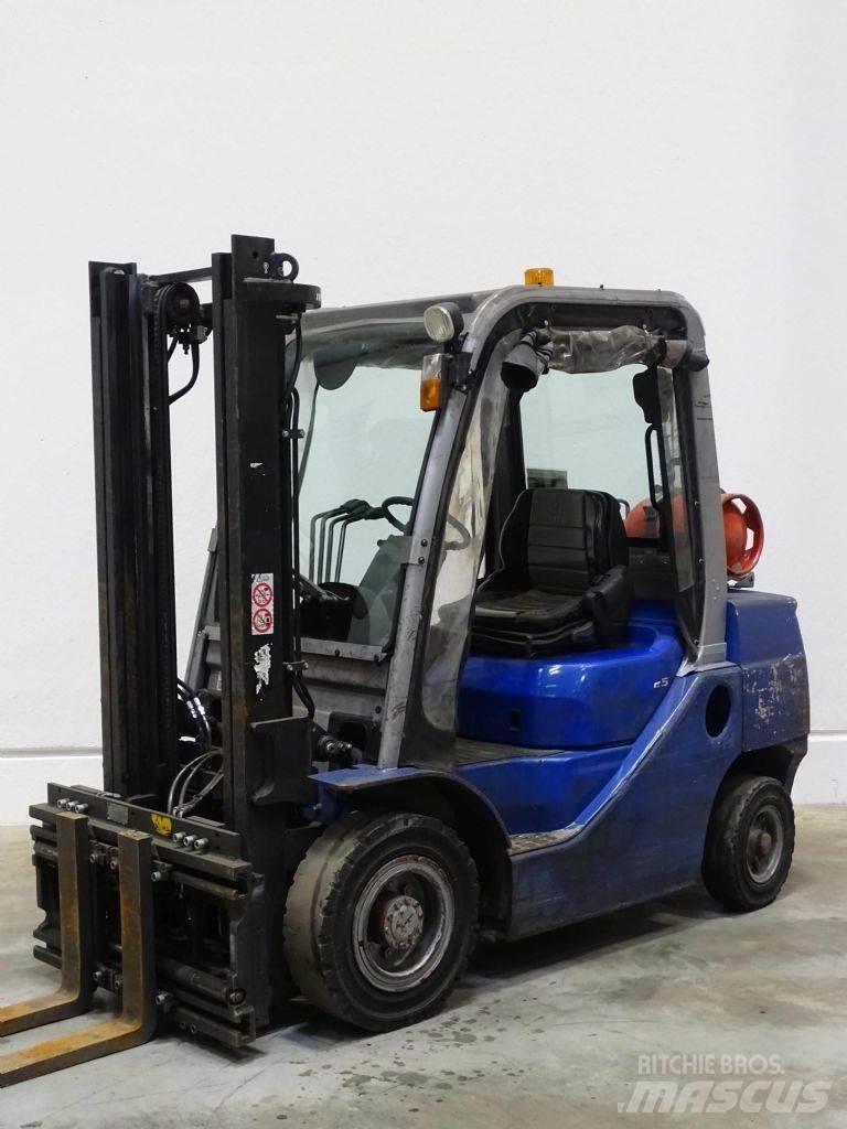 Cesab M325G LPGフォークリフト