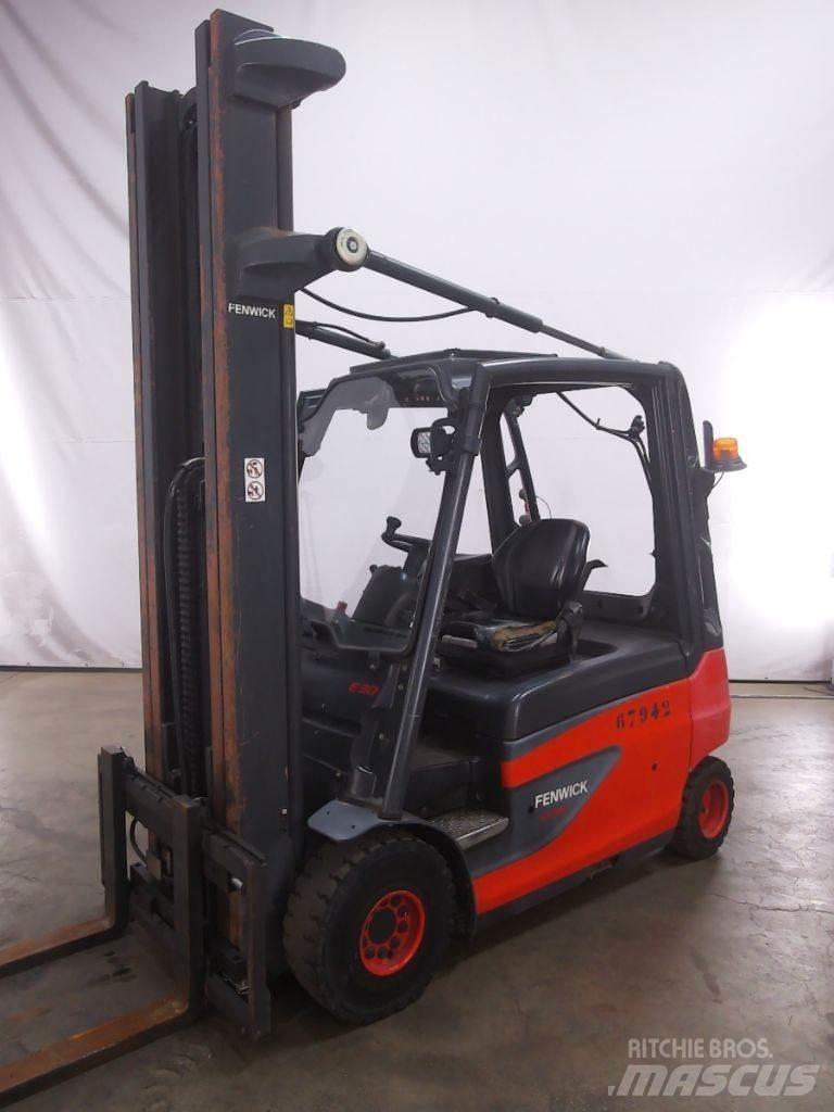 Linde E30L-01 バッテリーフォークリフト