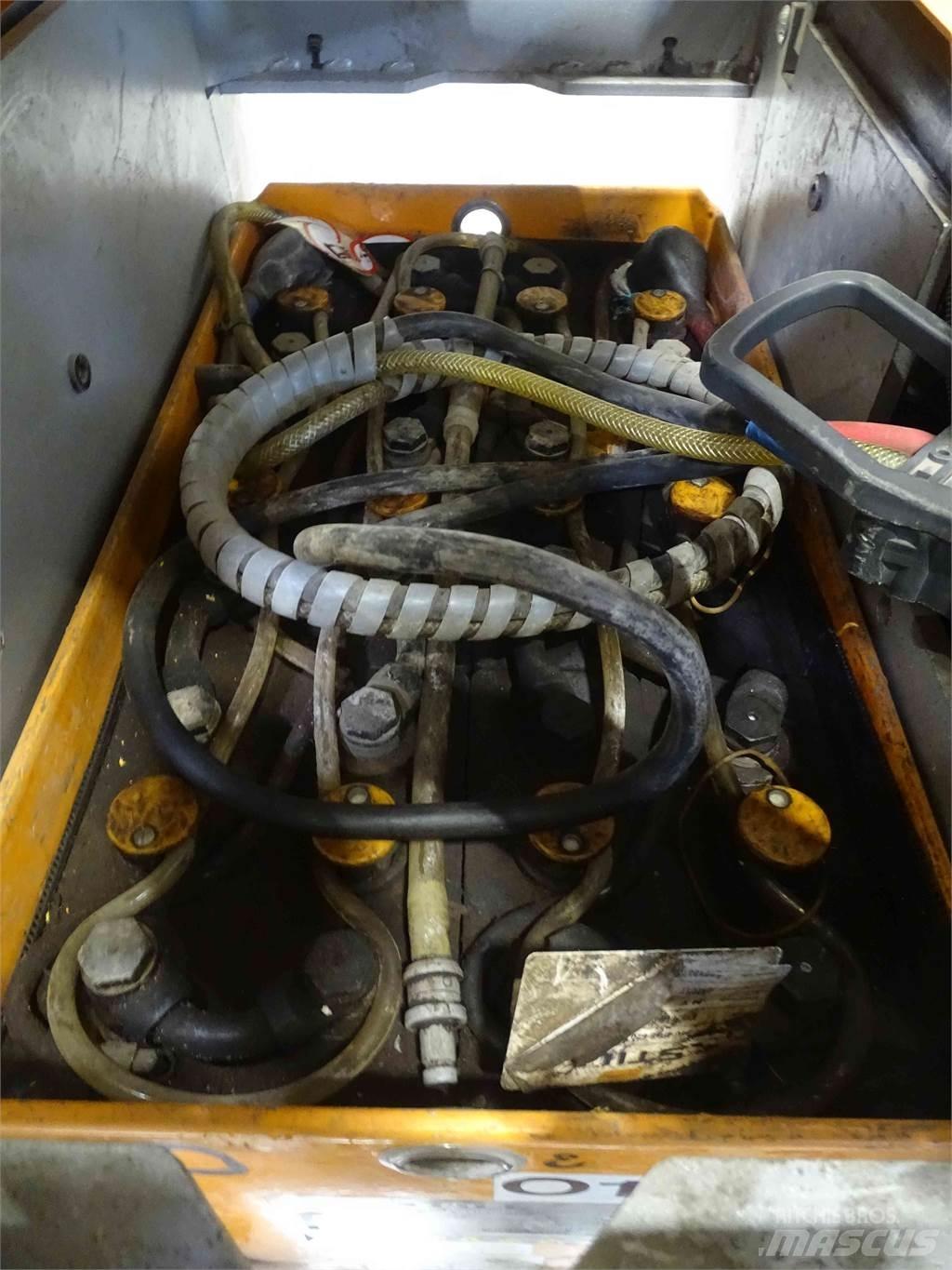 Still EK-X10 高型オーダーピッカー