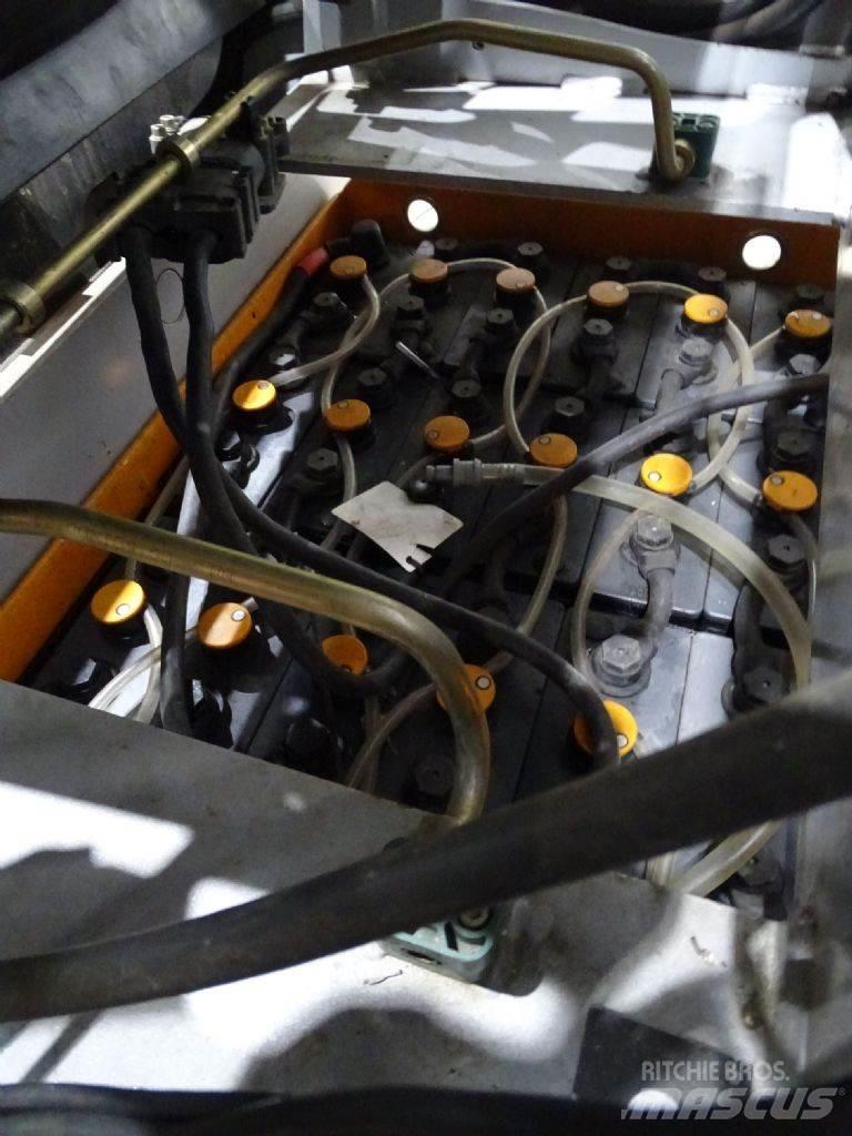 Still EK-X48 高型オーダーピッカー