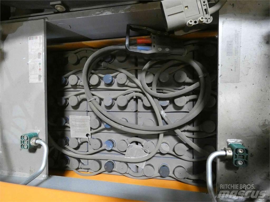 Still EK-X48 高型オーダーピッカー