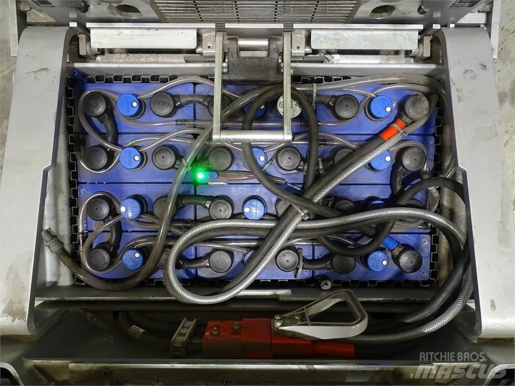 Still EXD-S20 ウォーキンフォークリフト