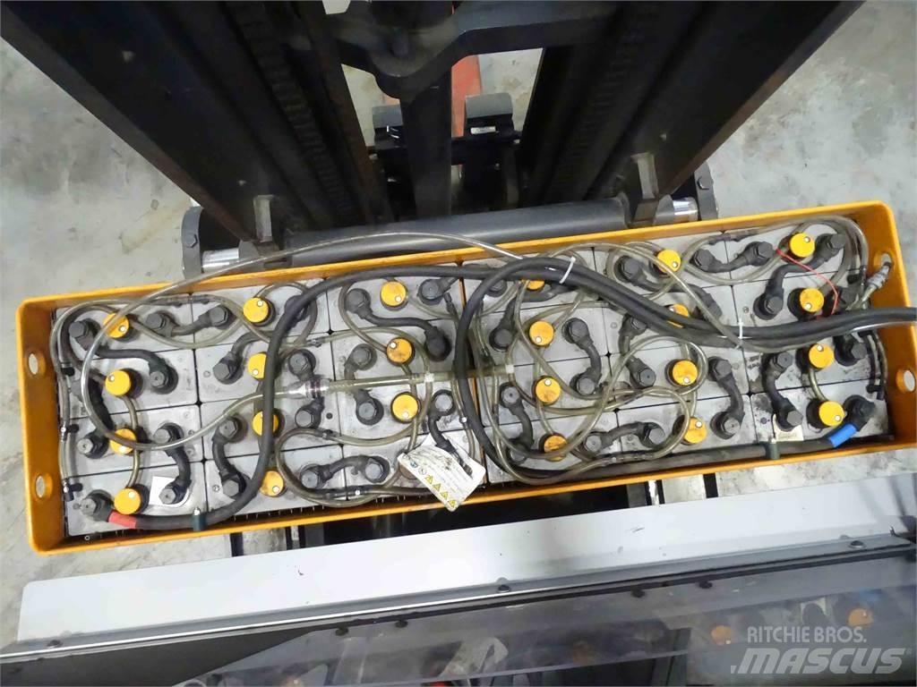 Still FM-X20 リーチフォークリフト
