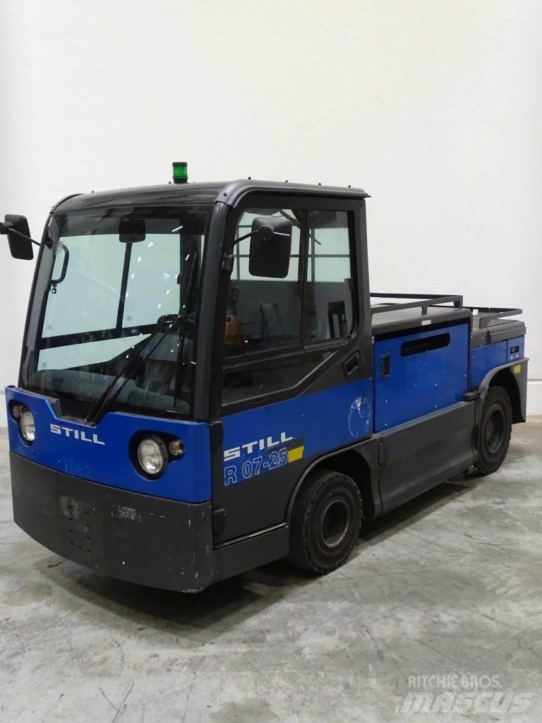 Still R07-25 トーイングトラック