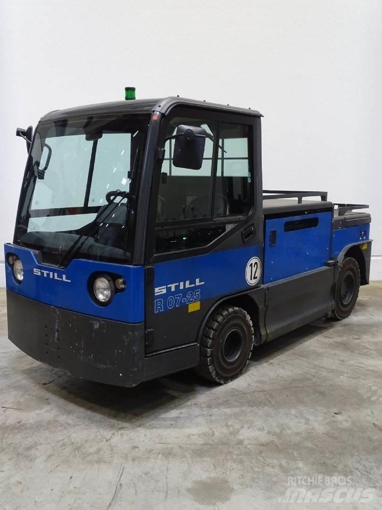Still R07-25 トーイングトラック
