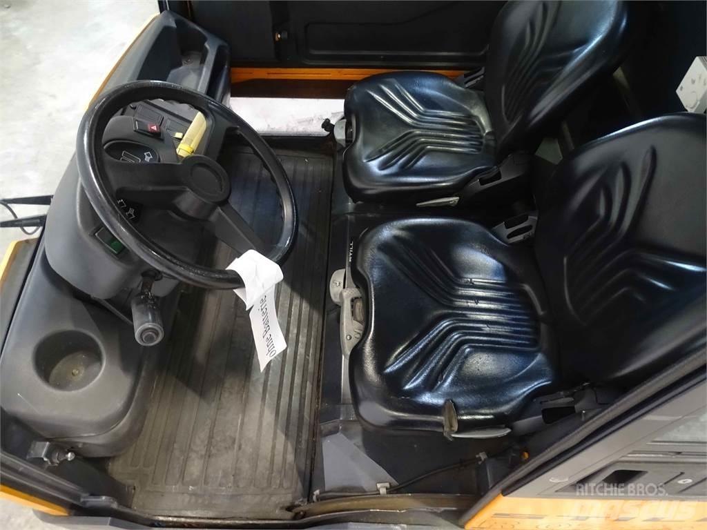 Still R07-25 トーイングトラック