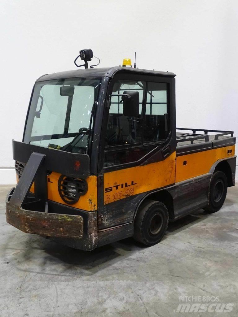 Still R07-25 トーイングトラック