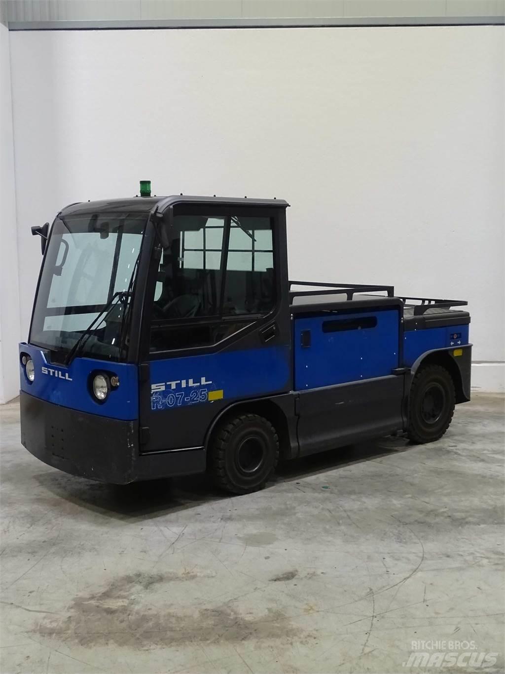 Still R07-25 トーイングトラック