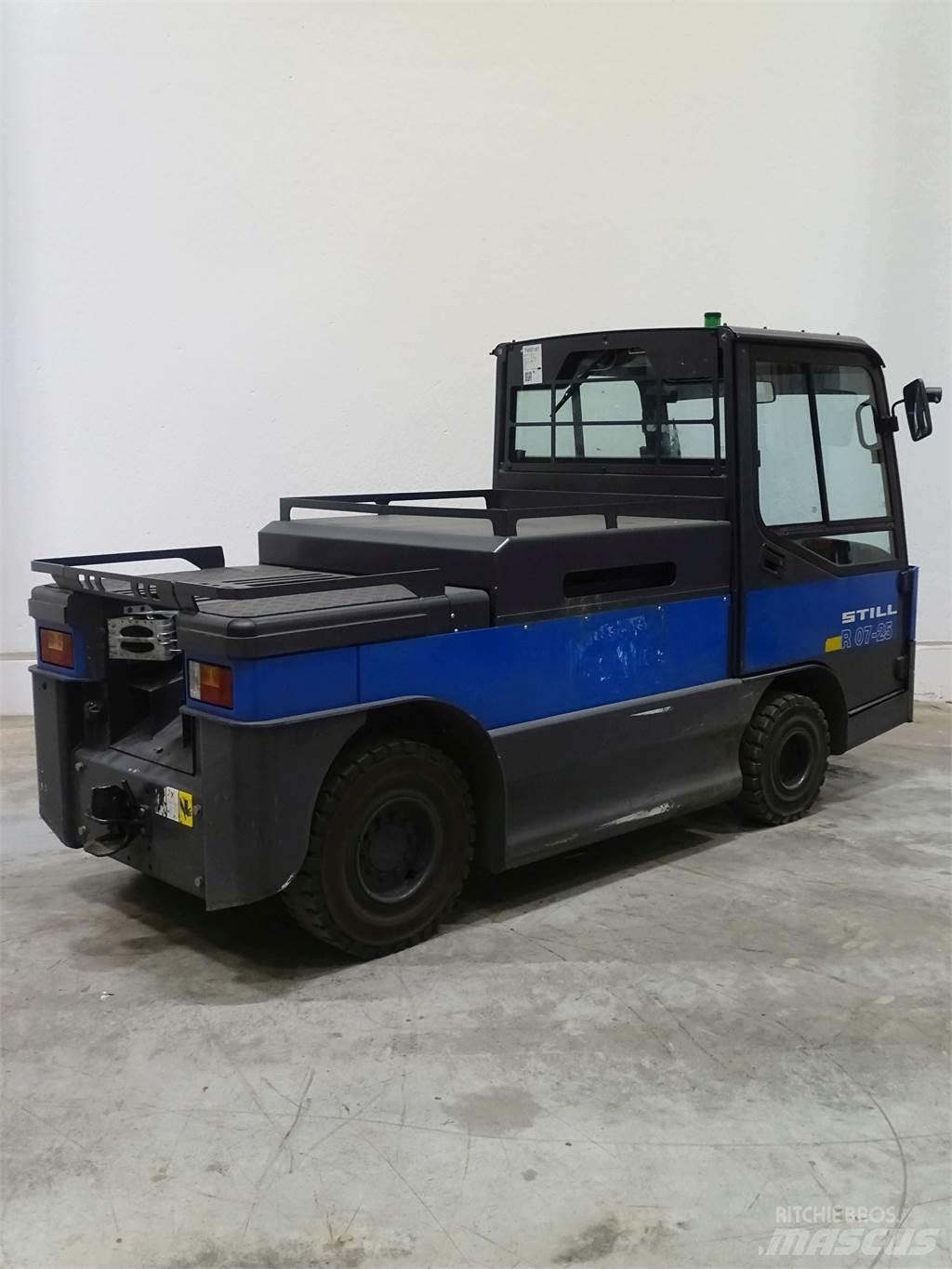 Still R07-25 トーイングトラック