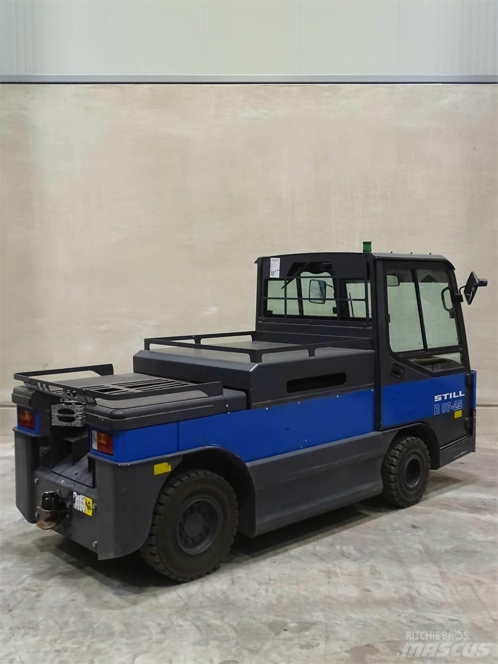 Still R07-25 トーイングトラック
