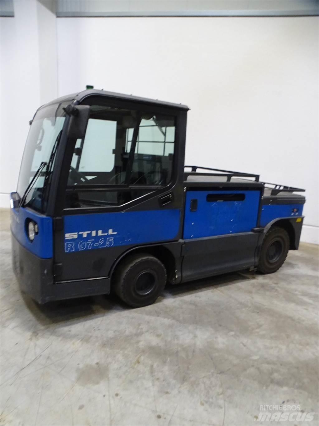 Still R07-25 トーイングトラック