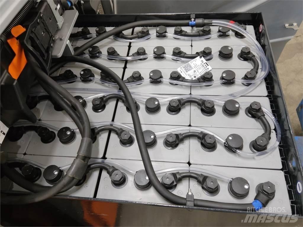Still RX20-18 バッテリーフォークリフト