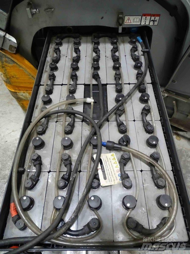 Still RX20-18 バッテリーフォークリフト