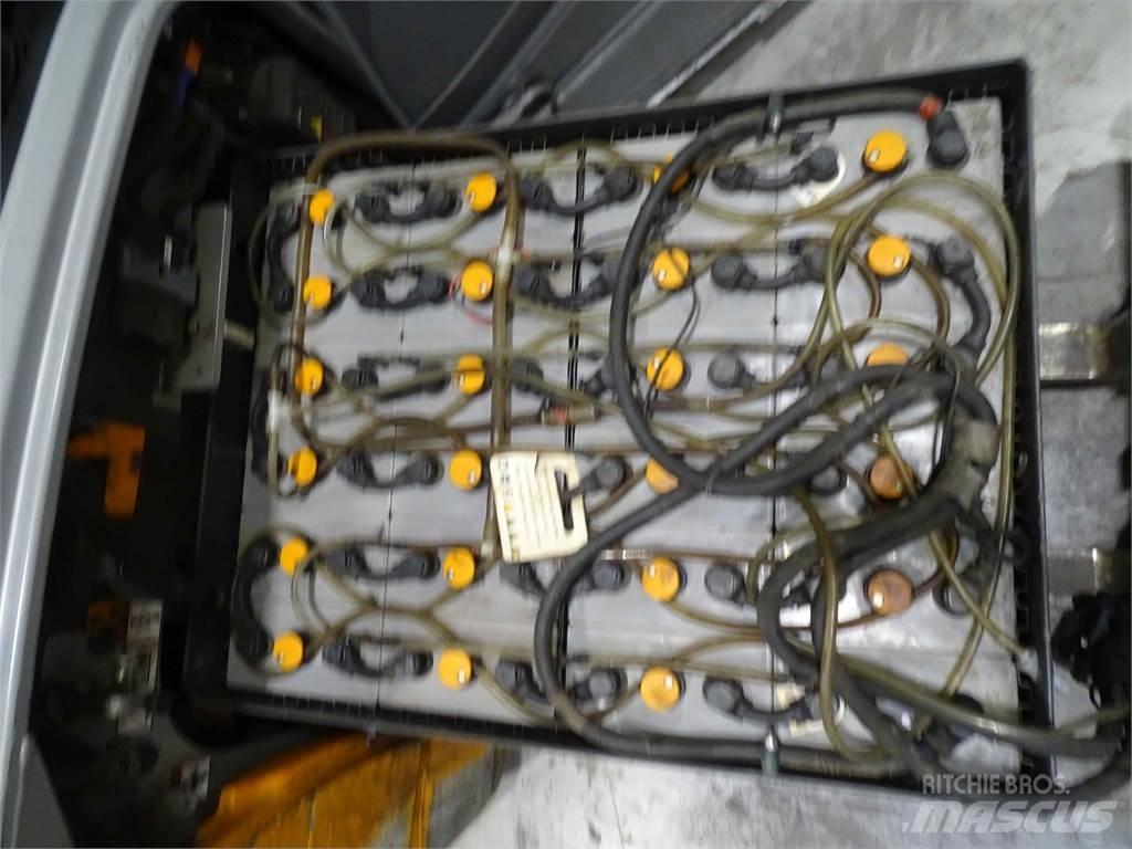 Still RX20-18 バッテリーフォークリフト