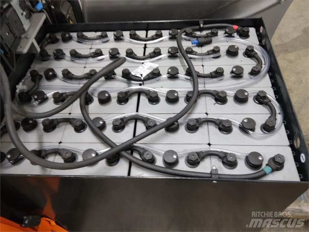 Still RX20-18P バッテリーフォークリフト