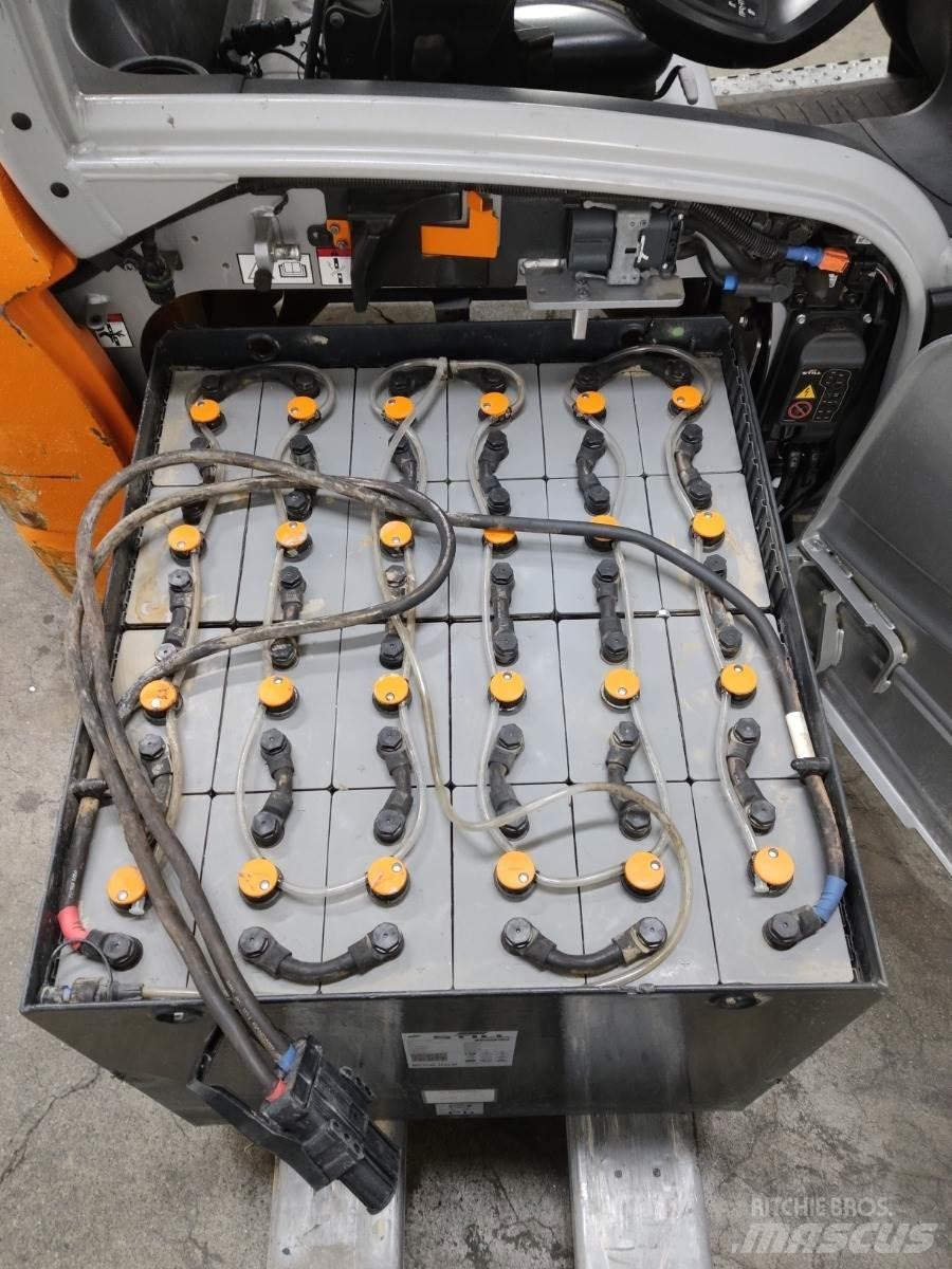 Still RX20-20L バッテリーフォークリフト