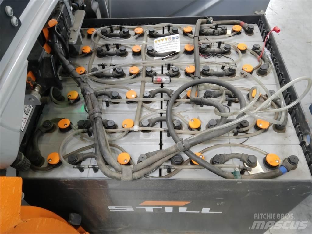 Still RX20-20L バッテリーフォークリフト