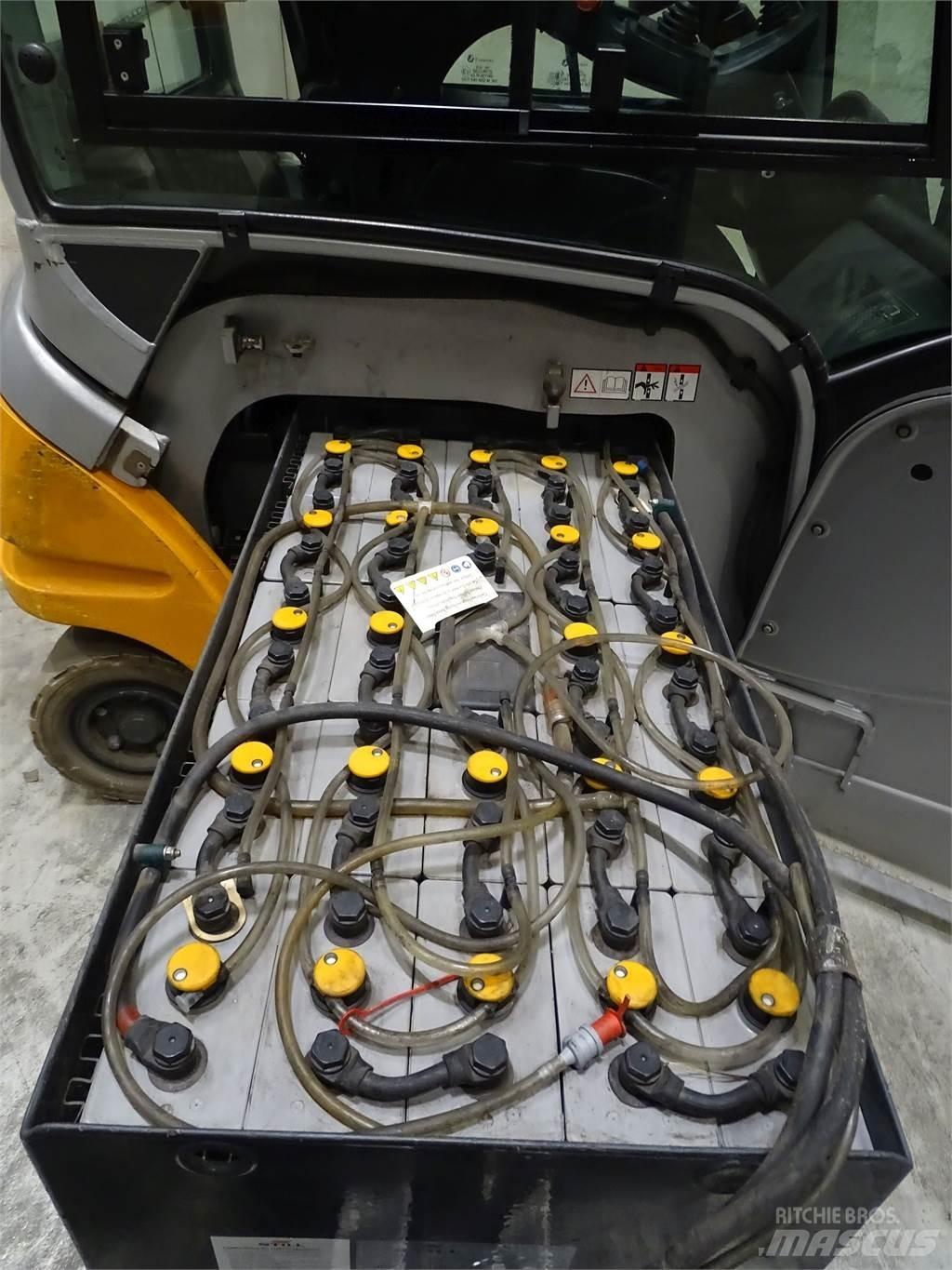 Still RX2016P バッテリーフォークリフト