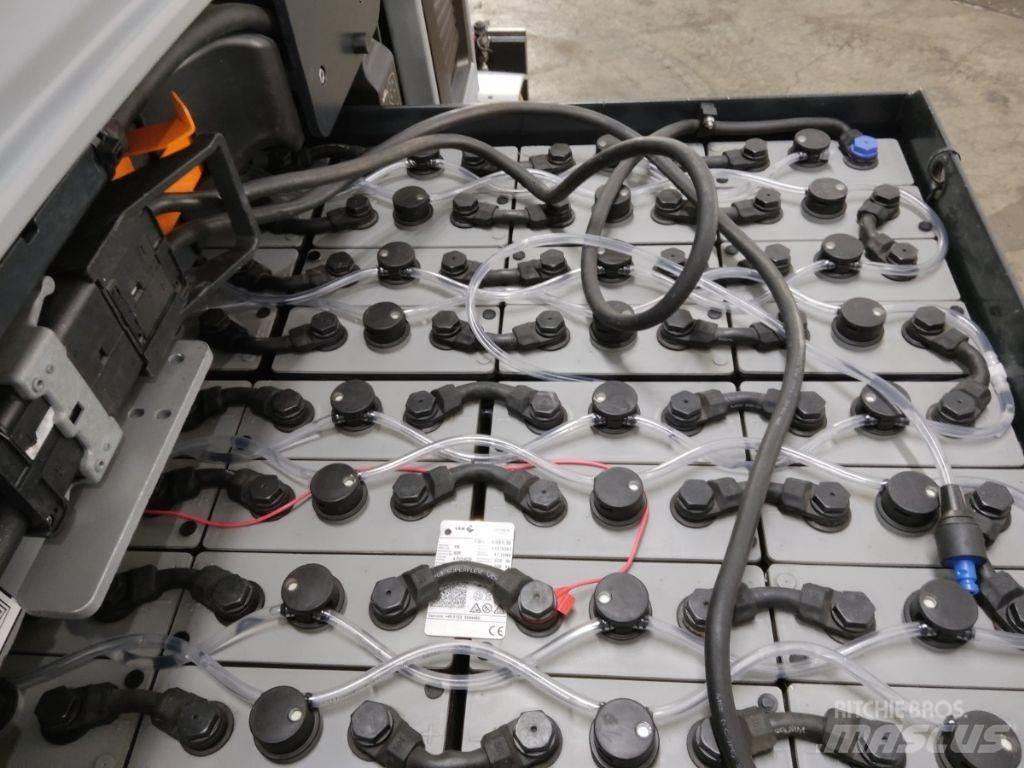 Still RX60-25 バッテリーフォークリフト