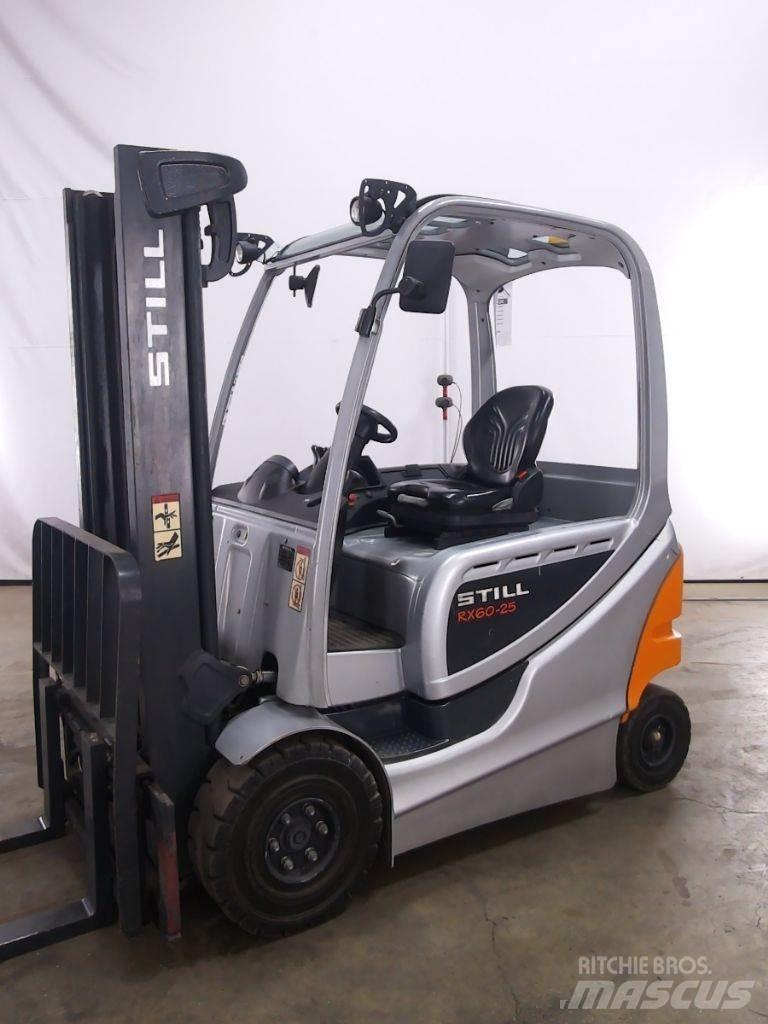 Still RX60-25 バッテリーフォークリフト