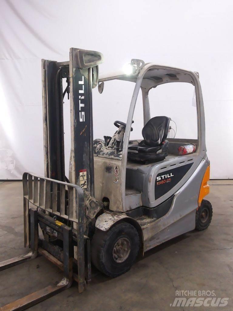 Still RX60-25 バッテリーフォークリフト