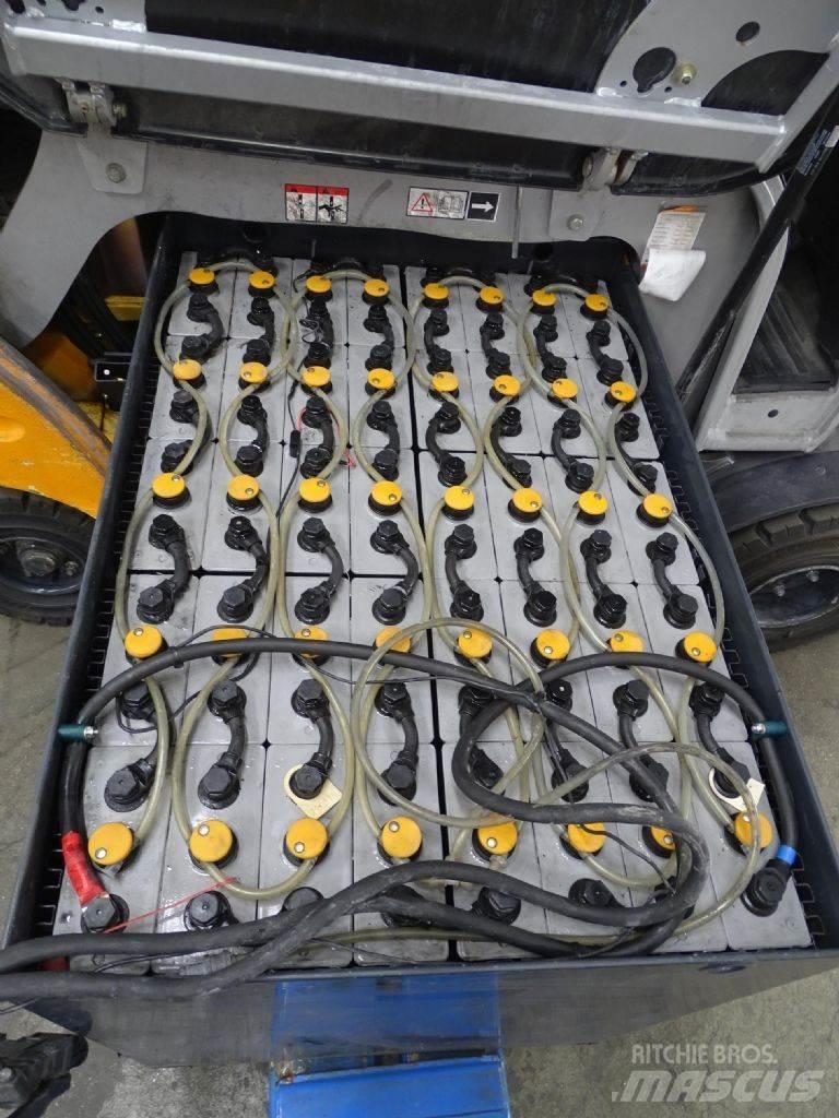 Still RX60-25 バッテリーフォークリフト