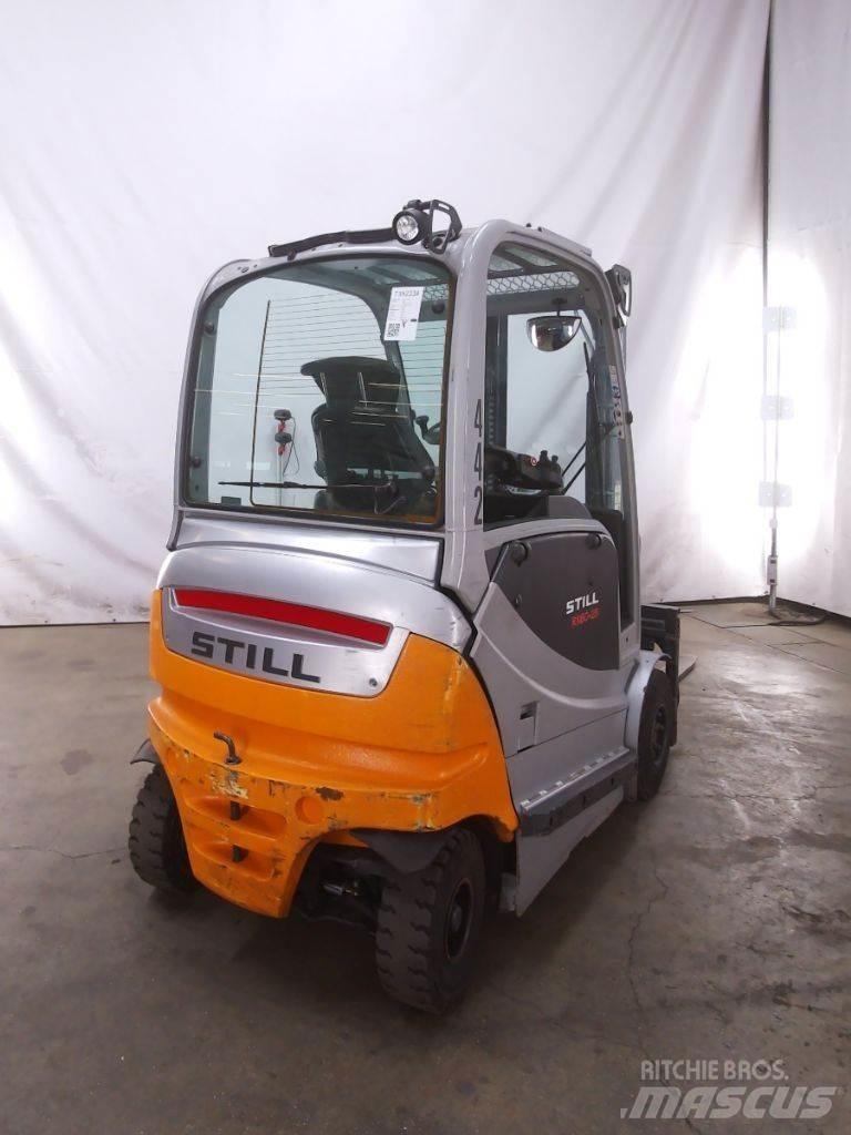 Still RX60-25 バッテリーフォークリフト