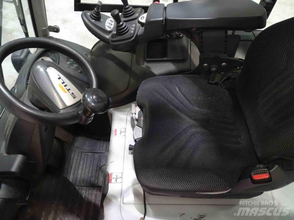 Still RX60-25 バッテリーフォークリフト