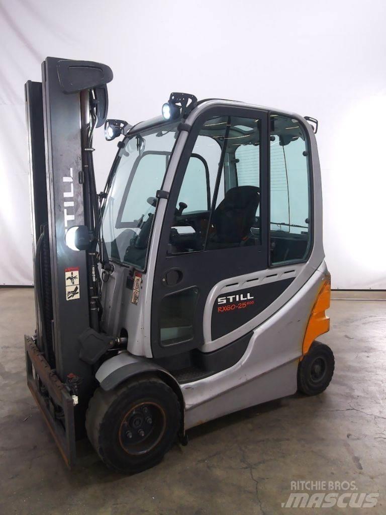 Still RX60-25/600 バッテリーフォークリフト