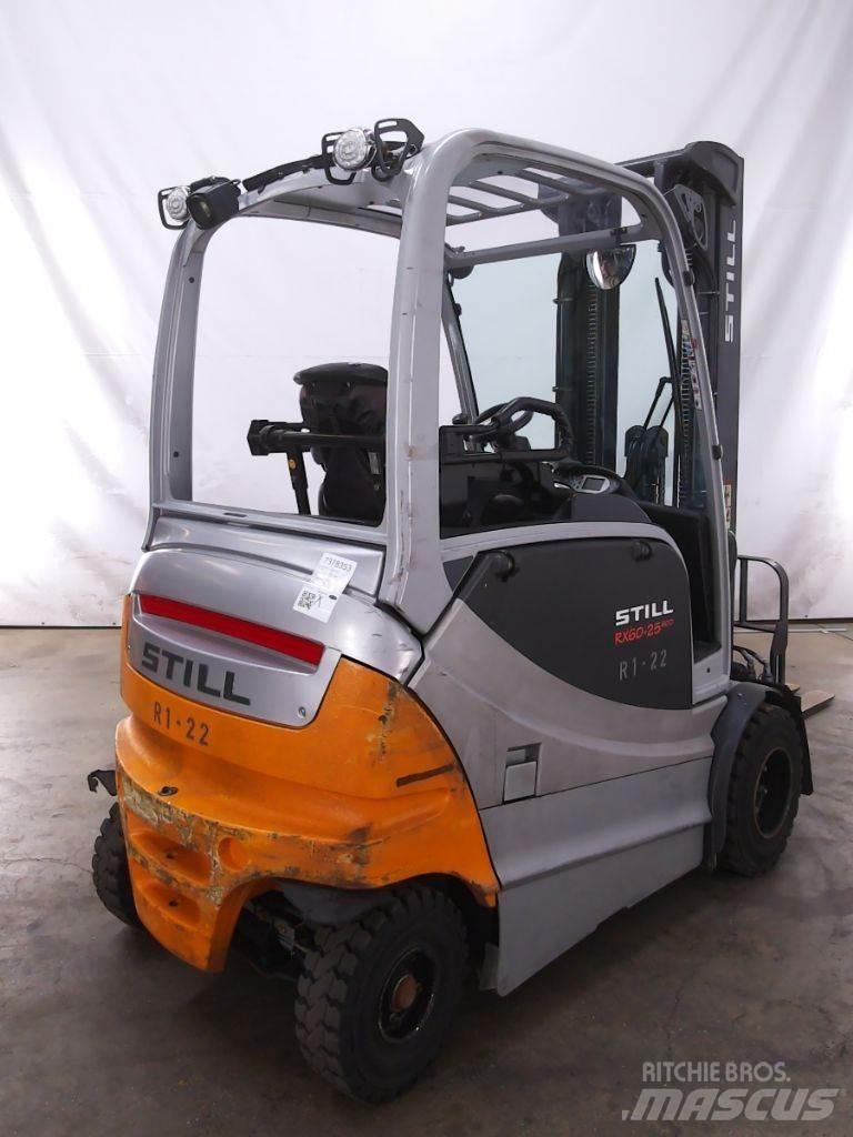 Still RX60-25/600 バッテリーフォークリフト