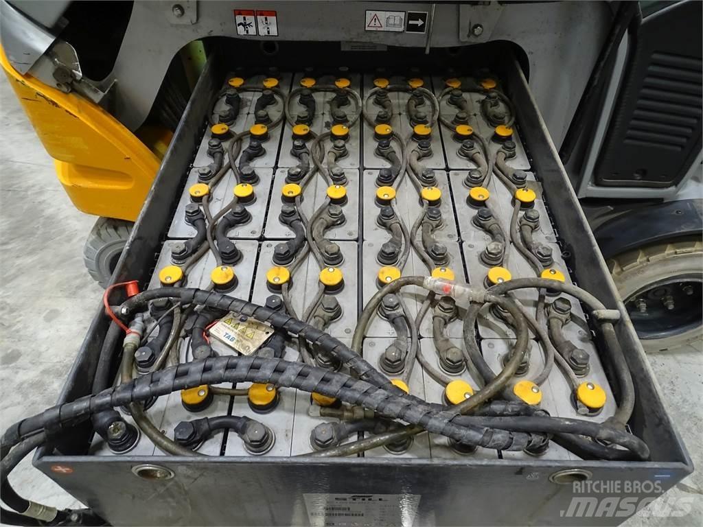 Still RX60-25/600 バッテリーフォークリフト