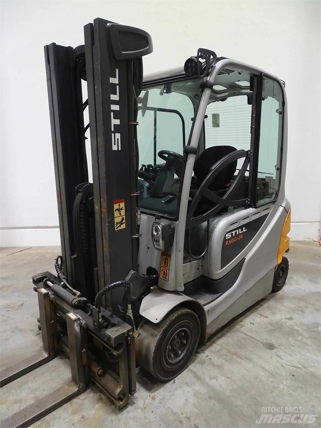Still RX60-25L バッテリーフォークリフト