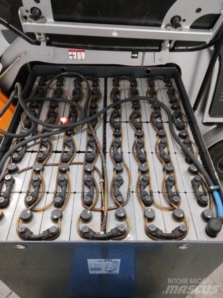 Still RX60-30L バッテリーフォークリフト
