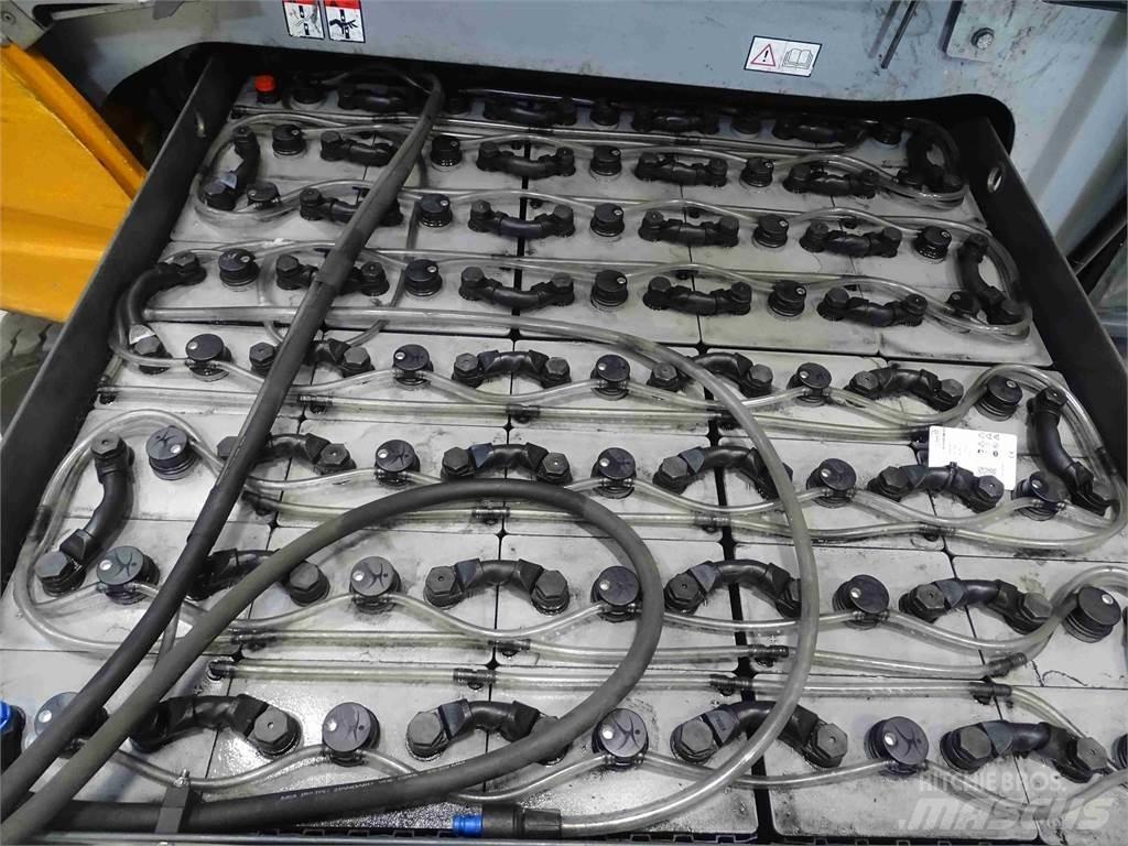 Still RX60-40 バッテリーフォークリフト