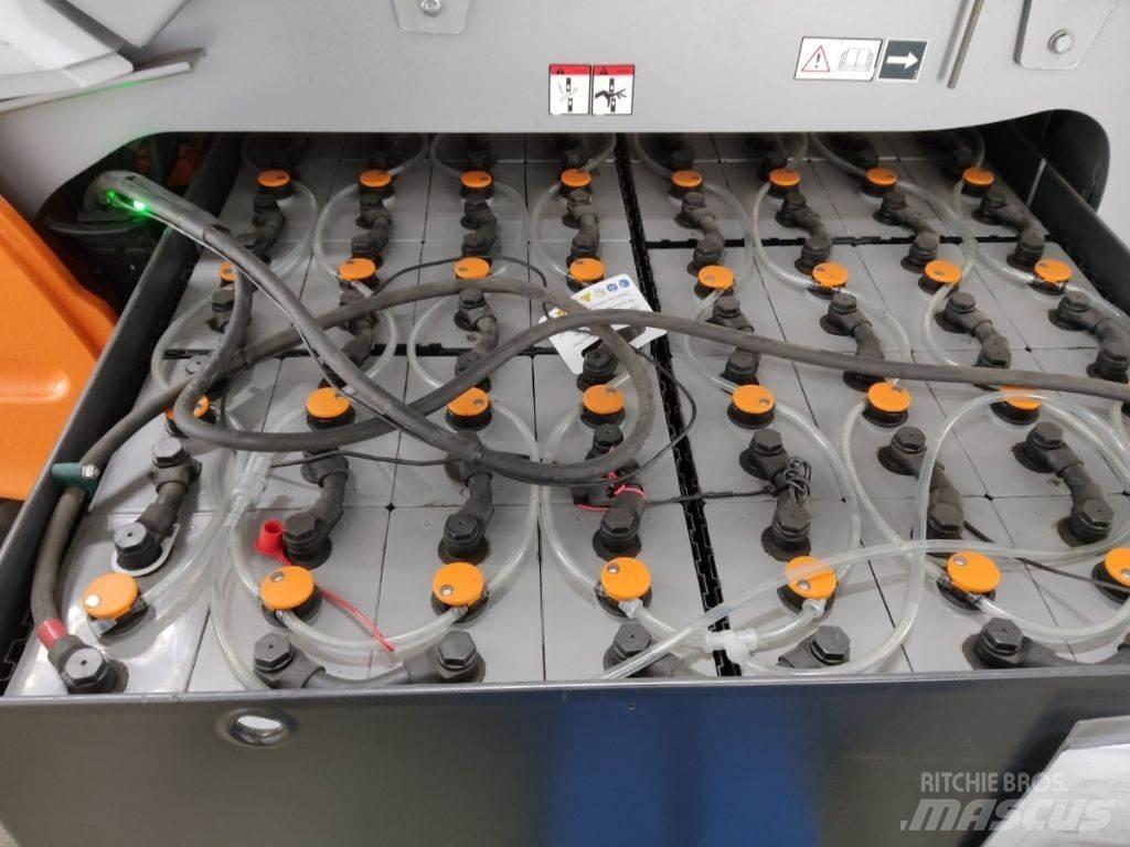 Still RX60-40/600 バッテリーフォークリフト