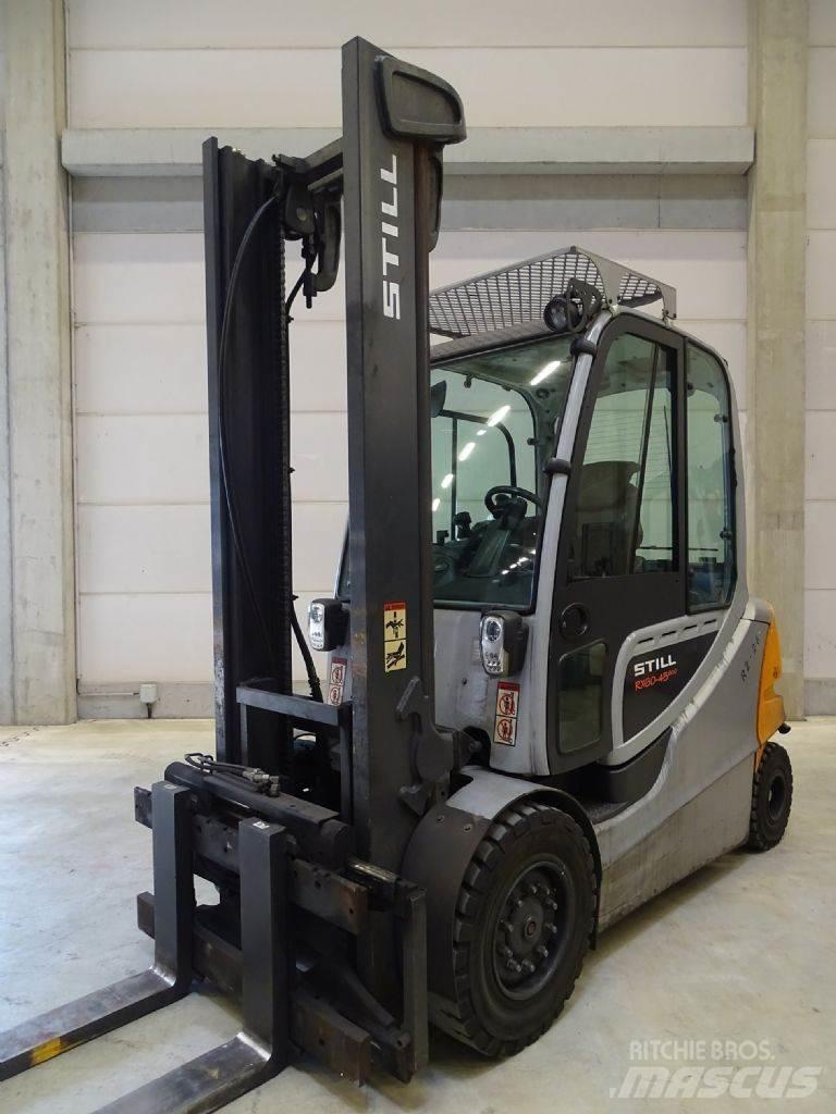 Still RX60-45/600 バッテリーフォークリフト